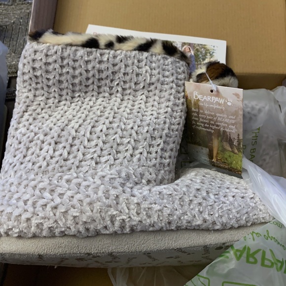 NIB Bearpaw knits slipper boot -XL - Picture 4 of 7
